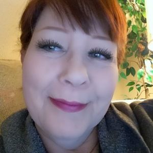 Meet your Posher, Chrisana